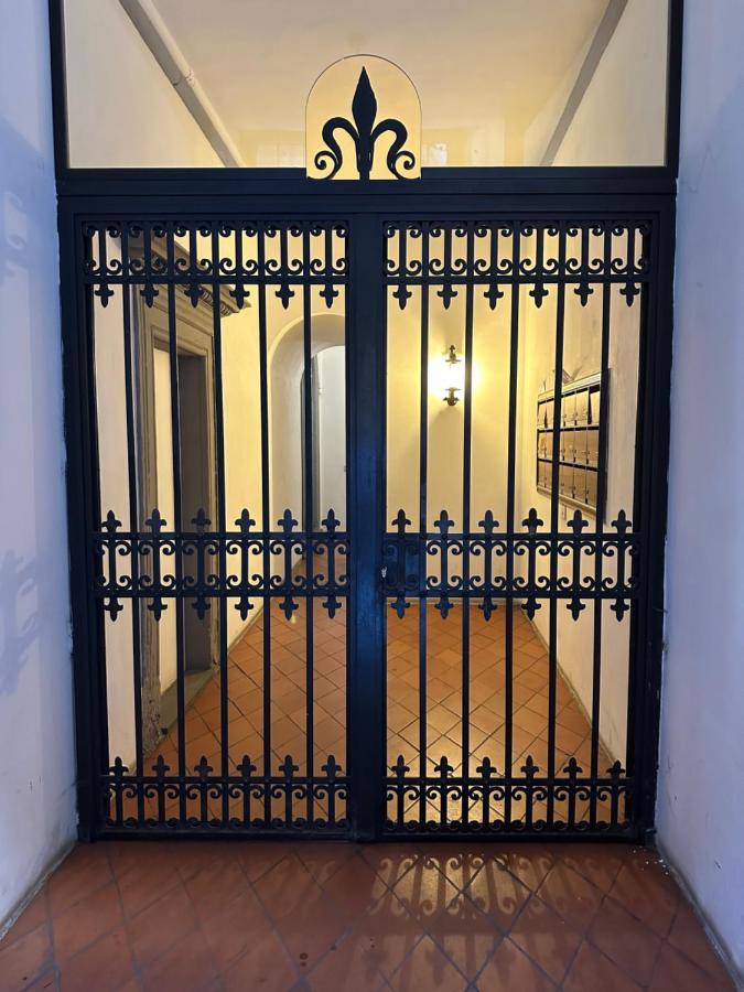 Elegante Appartamento Borgo San Jacopo Firenze Esterno foto
